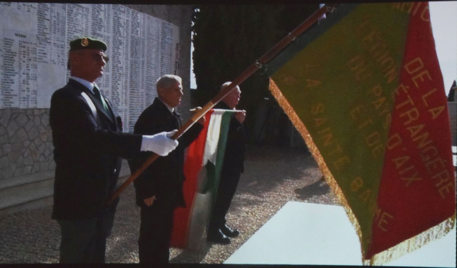 'Patria nostra. '56-os menekült kamaszok a Francia Idegenlégióban.' - Nóvé béla dokumentumfilmje és könyve, Dunatáj Alapítvány - Balassi Kiadó, Budapest 2016 október.