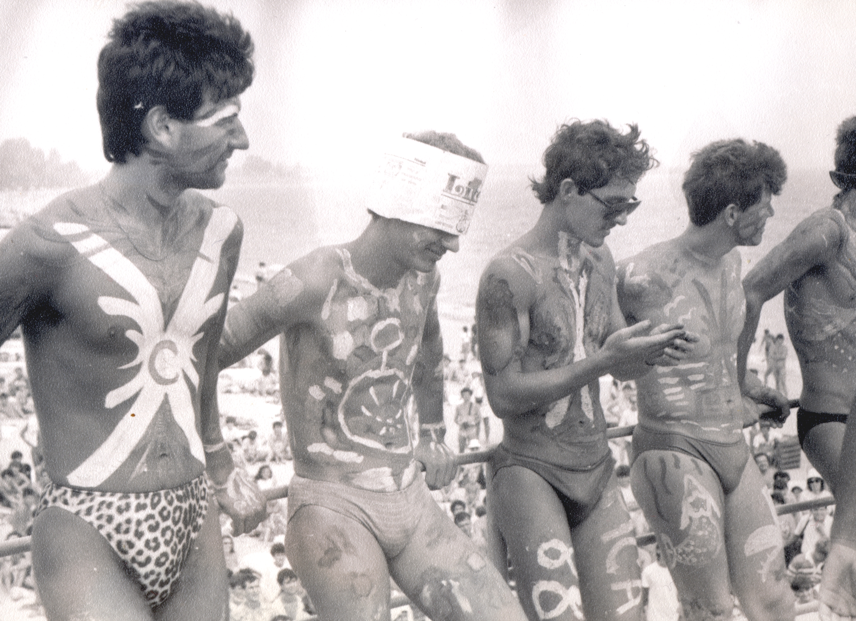 Painted men on the Costinești beach