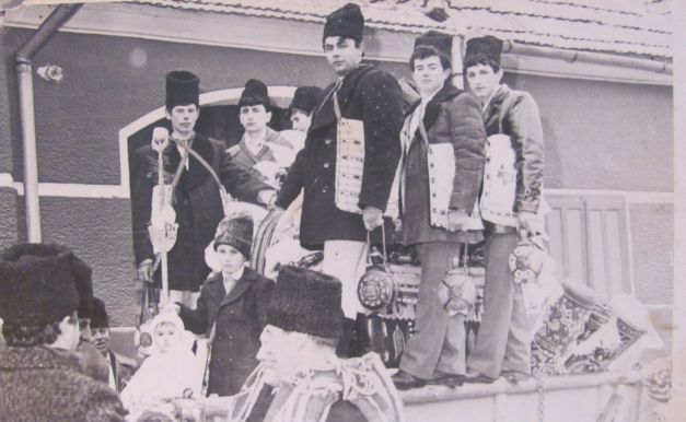 Youth in the villages of Marginimea Sibiului area during the communist period