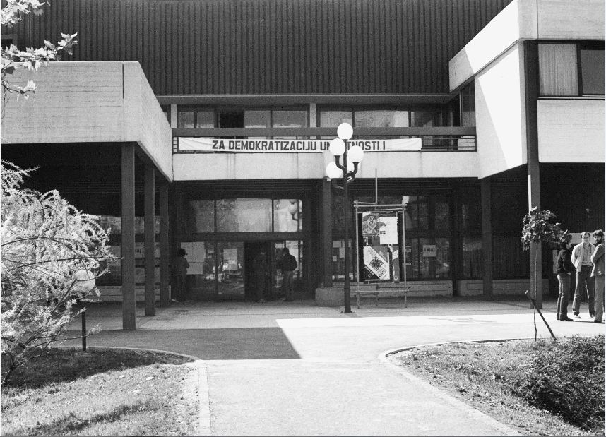 The photograph of the SKUC building in Zagreb with a banner reading ''For Freedom of Art' in 1981. 