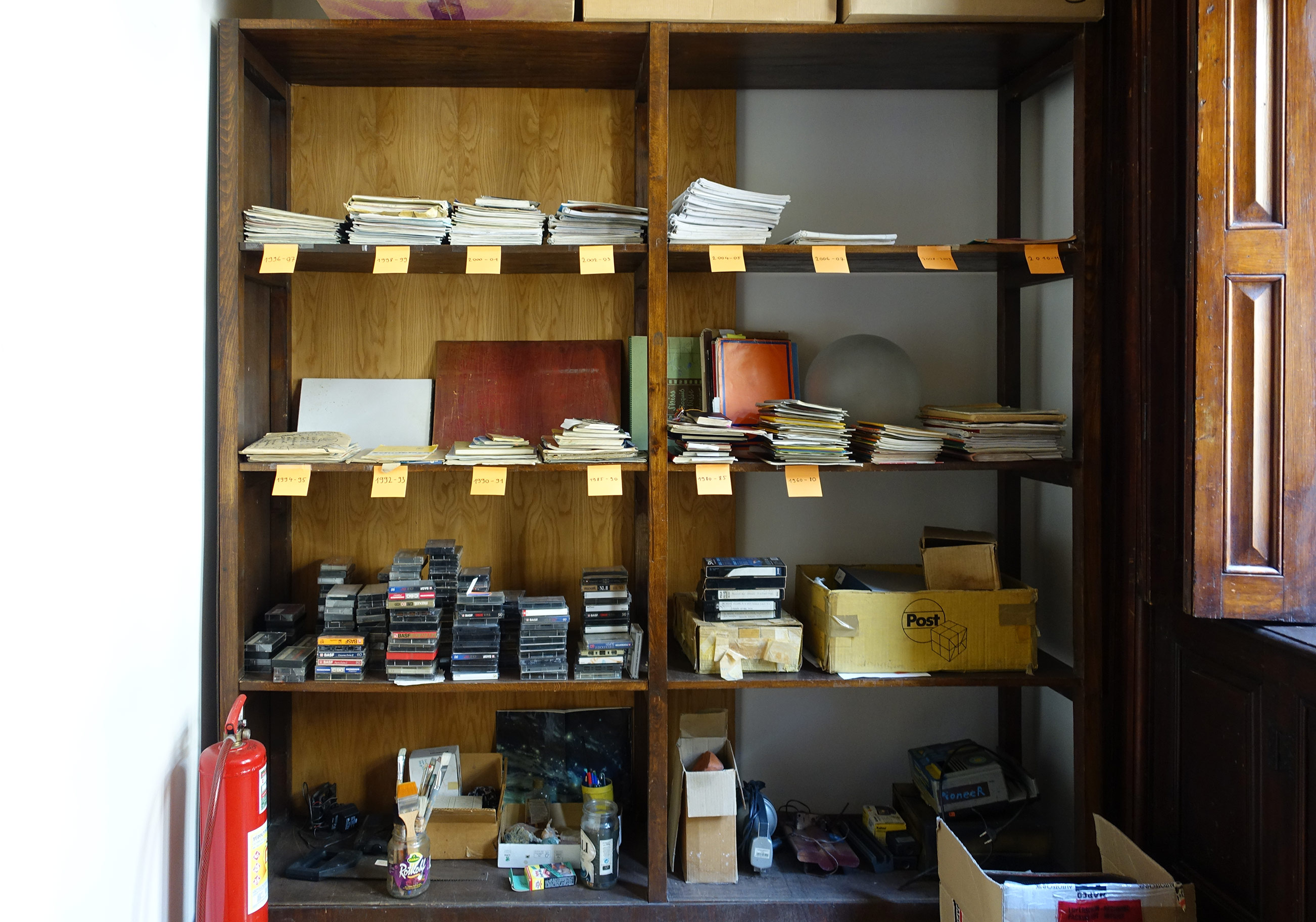 Shelf in the János Baksa Soós Special Collection.