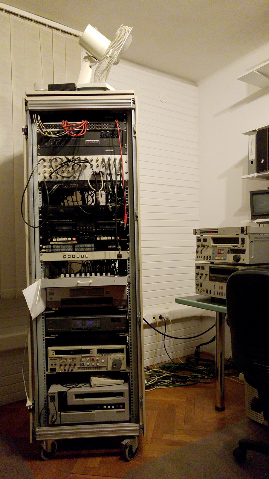 Rack-cabinet in the video archive of C3.