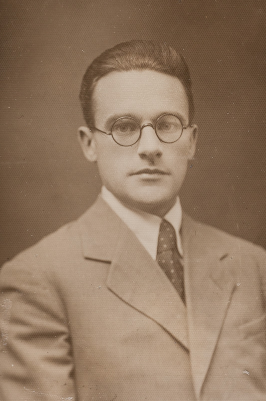 Photo of Heiti Talvik, 1933. 