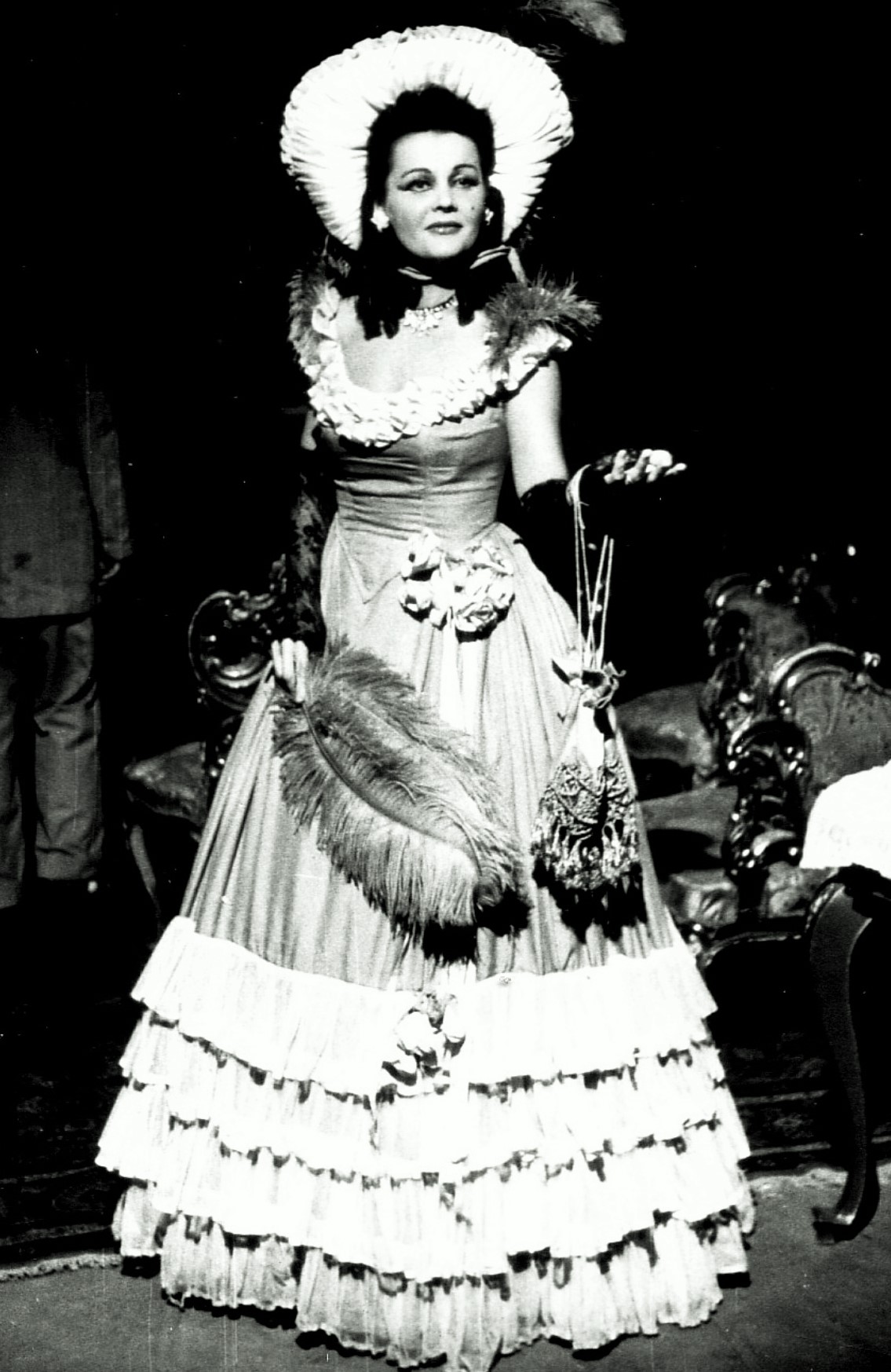 Edit Timkó in the role of Medi from the operetta House of the Three Girls