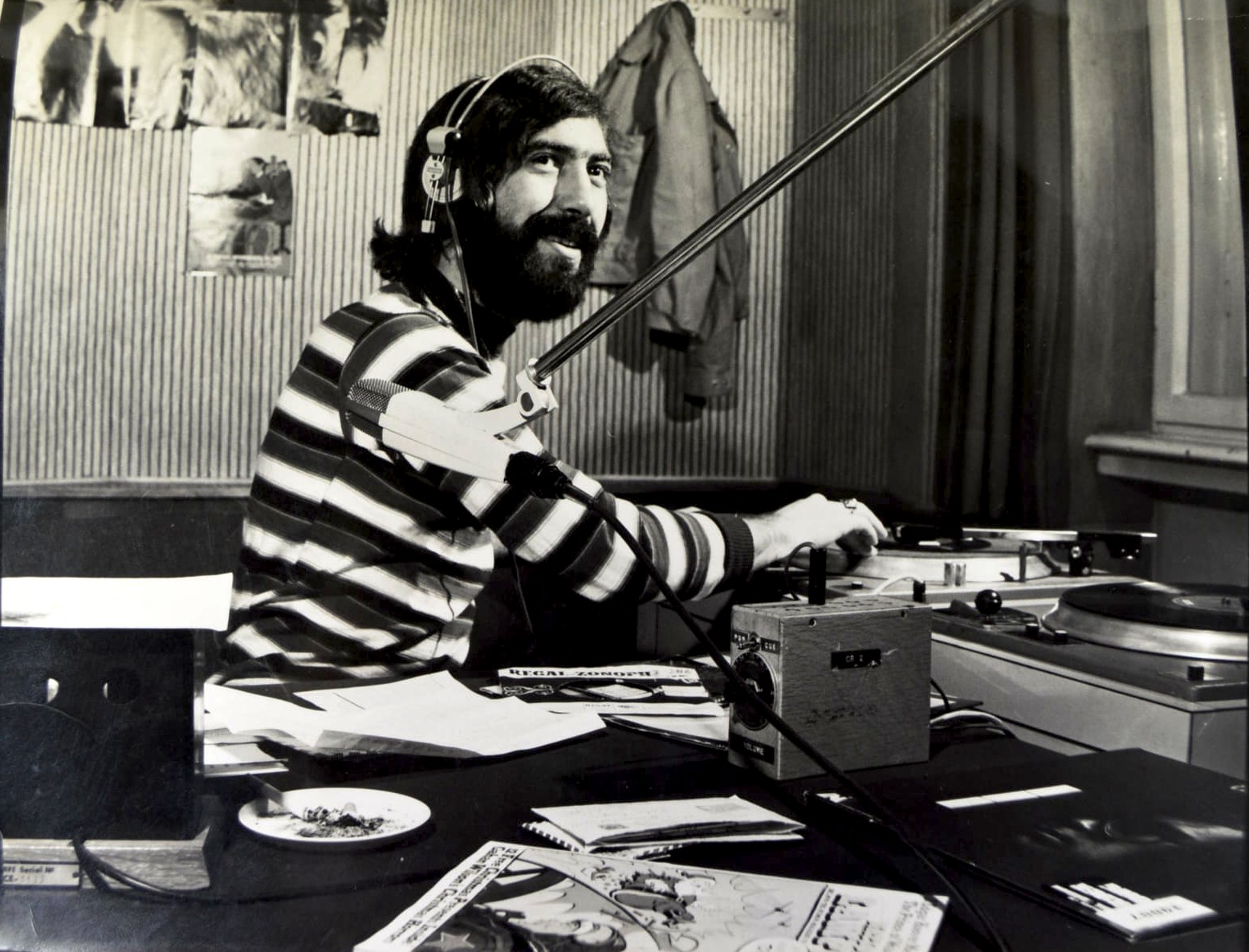 Cornel Chiriac during one of his broadcasts at Radio Free Europe