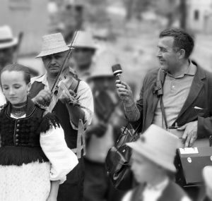 Zoltán Kallós during field work in a Transylvanian village    