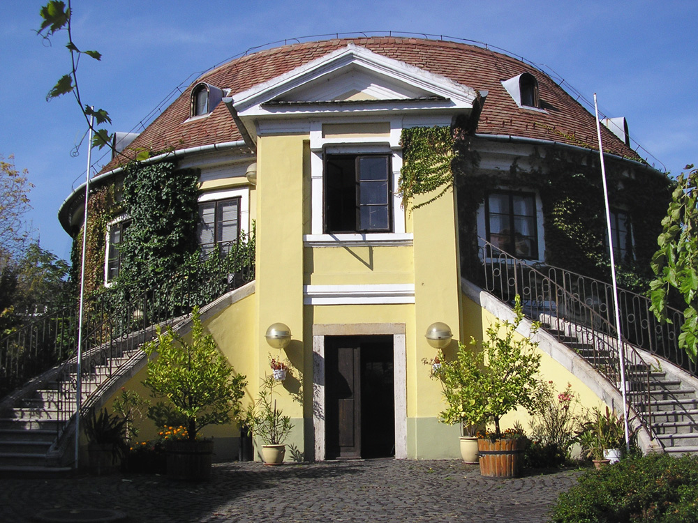 The building of the Library of Cultural Innovation Foundation, 2007.