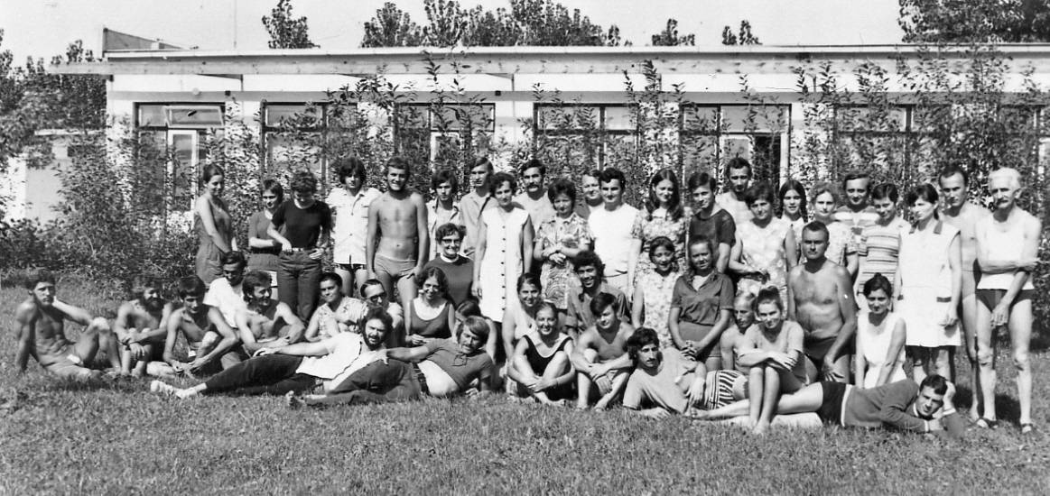 Young folk artist's camp, Fadd-Dombori, 1972.
