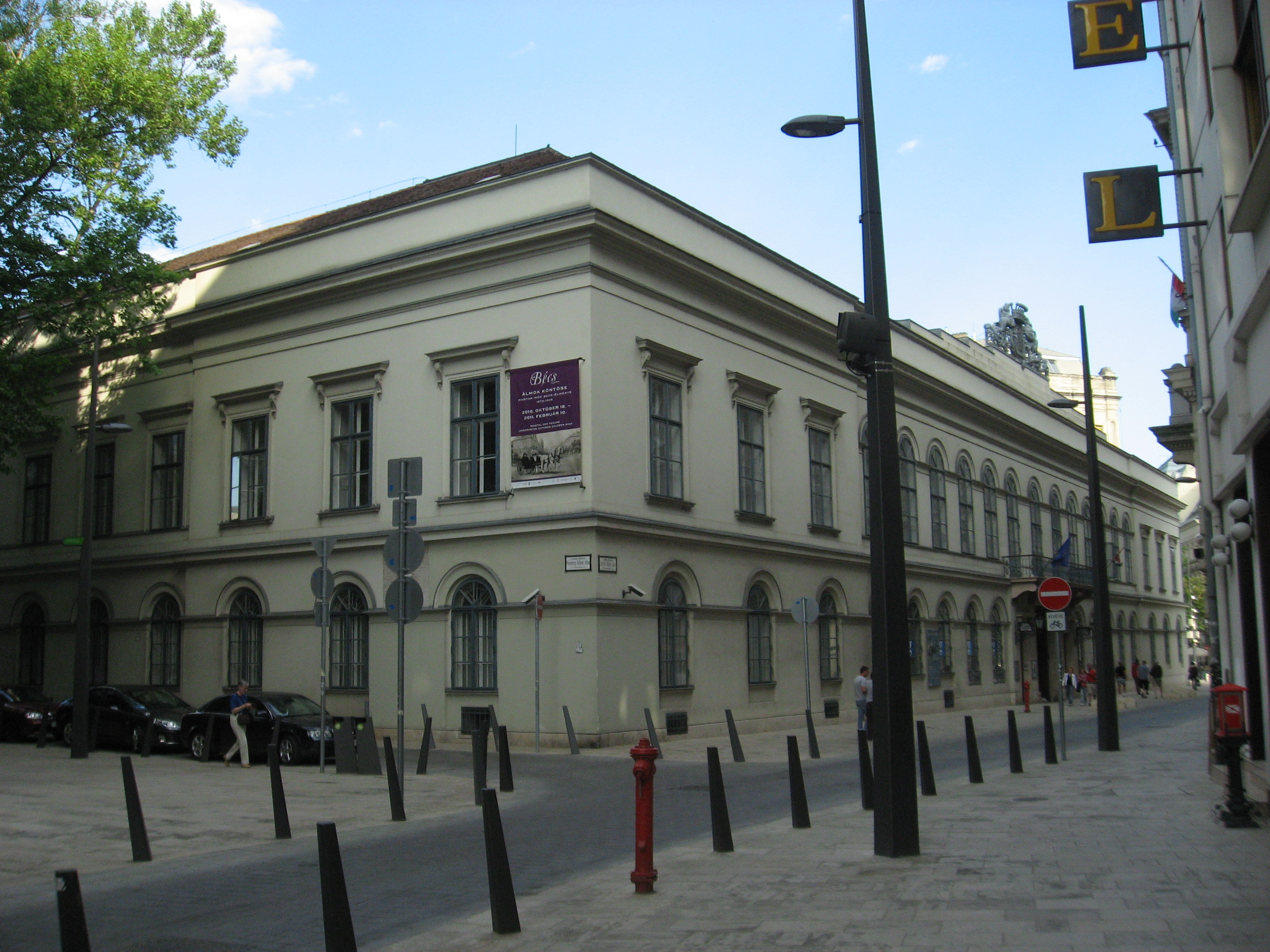 Károlyi Mansion, Corner of Károlyi Mihály street and Ferenczy István street, 2011.