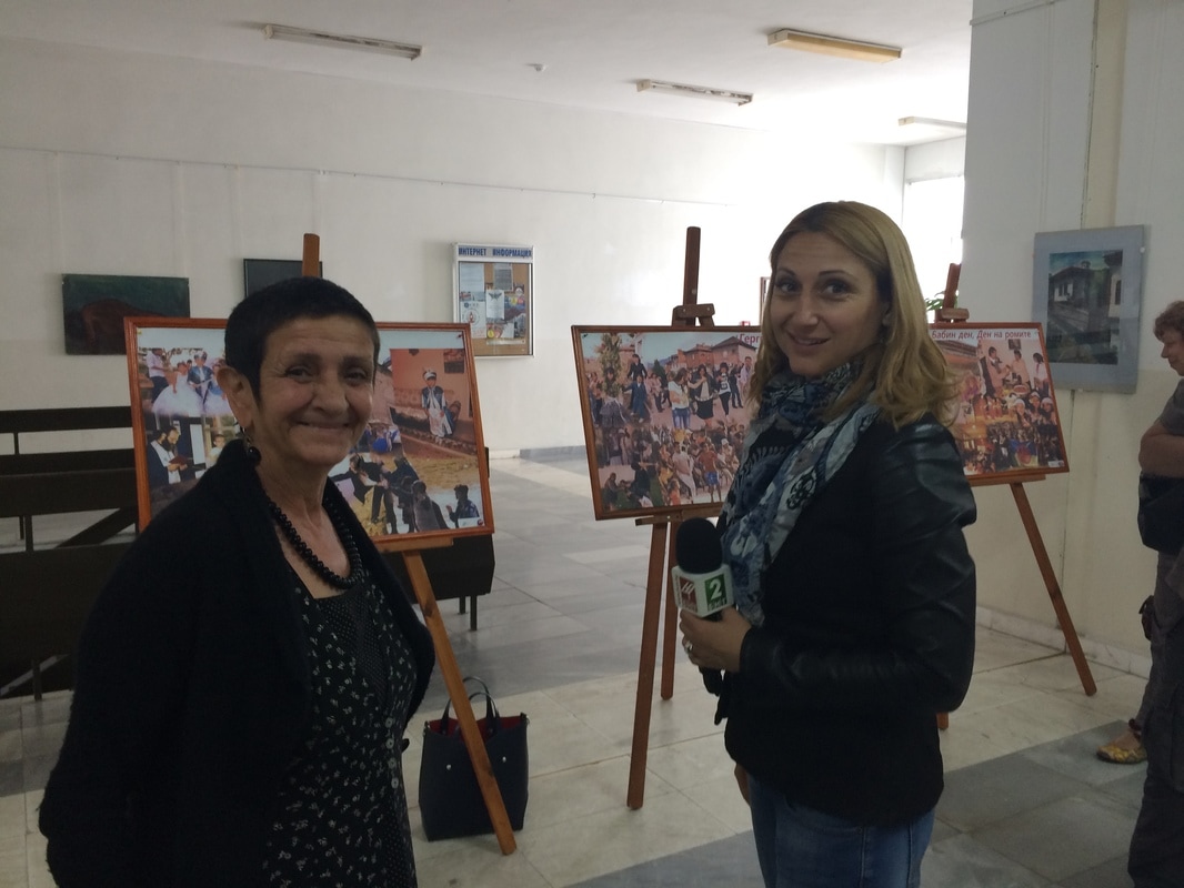 Assoc. Prof. Anastasia Pashova giving an interview for the Bulgarian National Radio - Radio Blagoevgrad at the exhibition 'Roma History and Culture', Neofit Rilski Southwest University, 22 May 2017. 