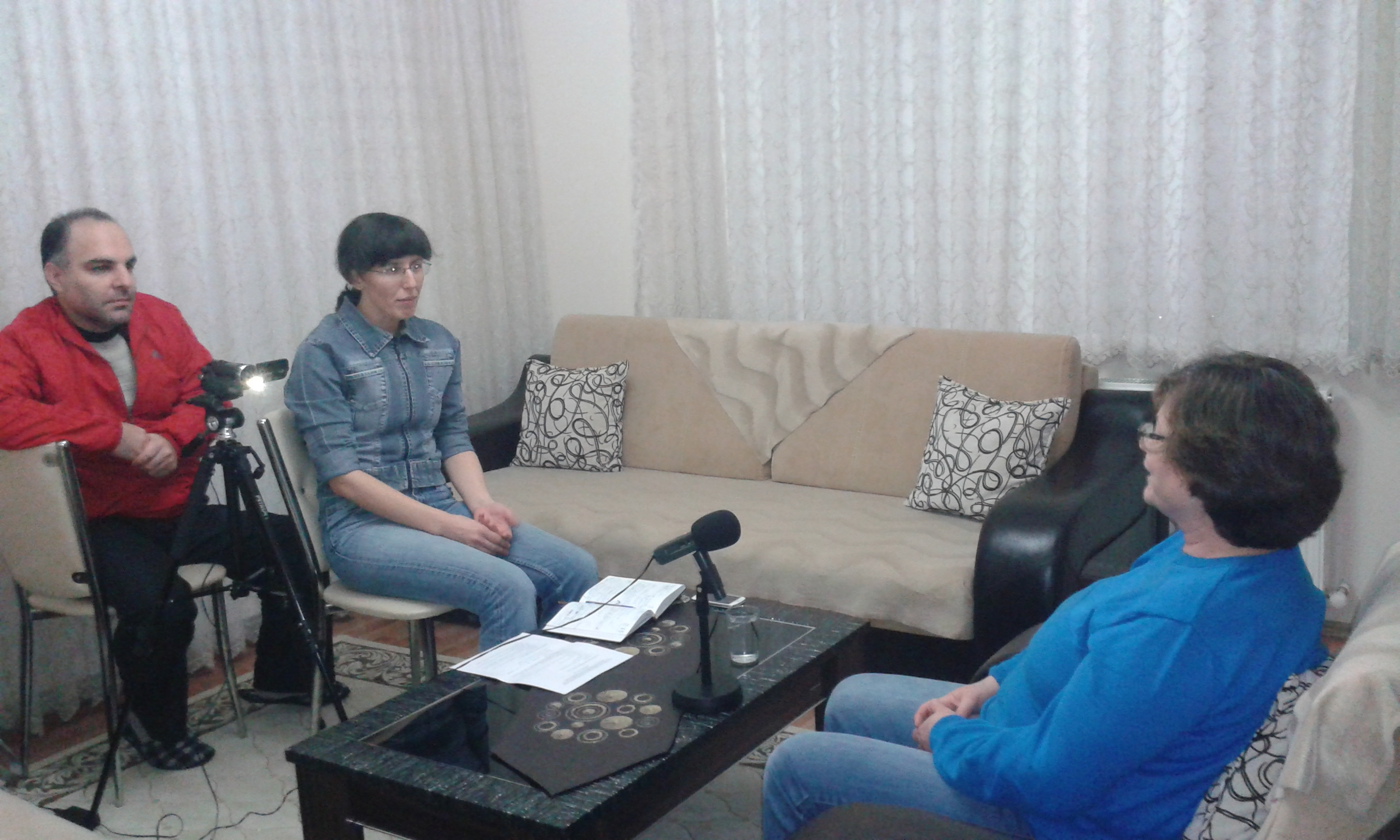 Vildane Dinç (Bulgarian passport Alieva, Vildane) and Artum Dinc, conducting a video interview with Ürküş Akarsu (Bulgarian passport - Silvia Angelova). 30 December 2014, Bursa.