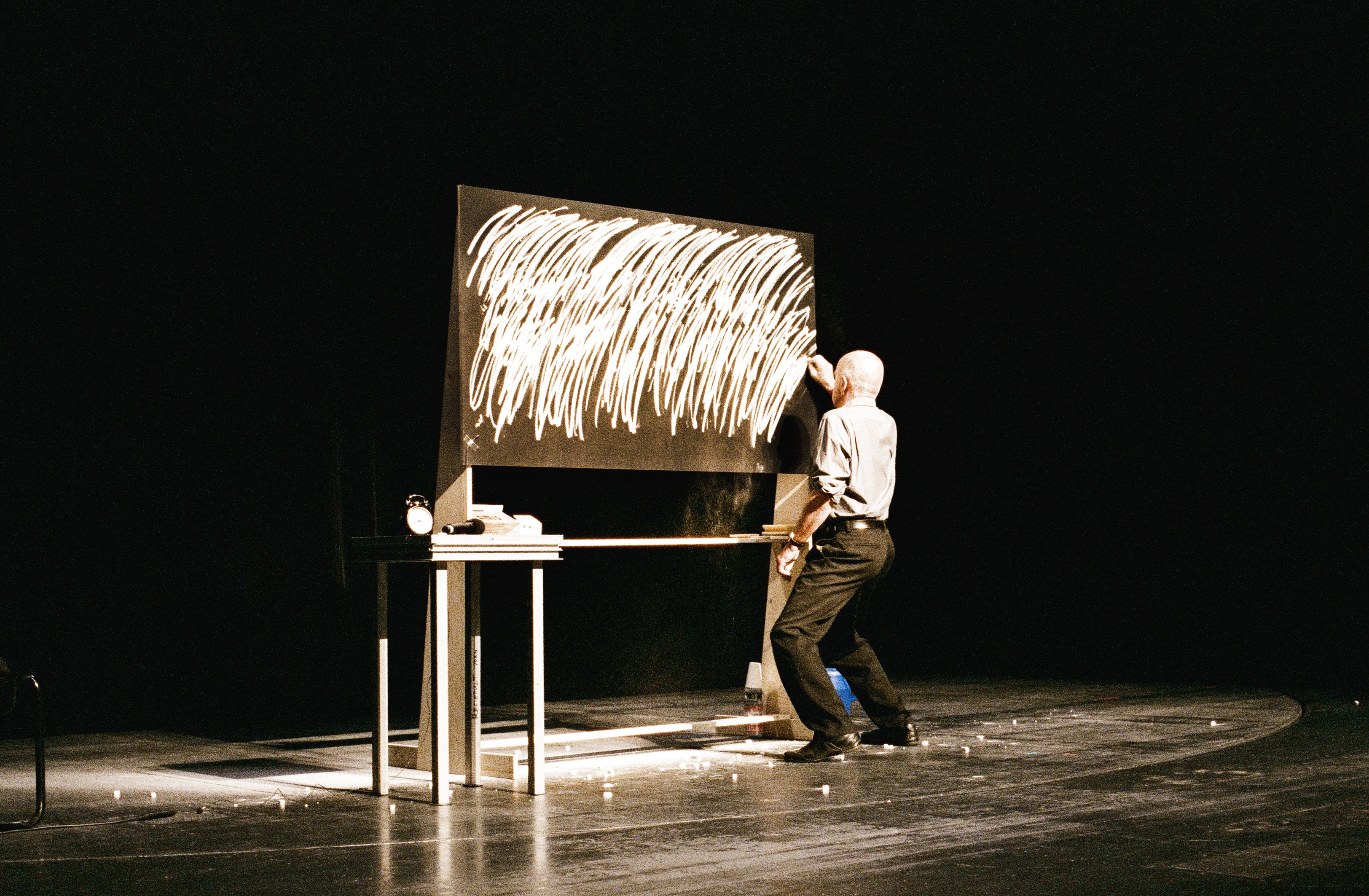 Jarosław Kozłowski, Continuum XXXVI performance, Berlin 2013, photo by Andrea Stapper, courtesy of Artists' Archives of The Museum of Modern Art in Warsaw.