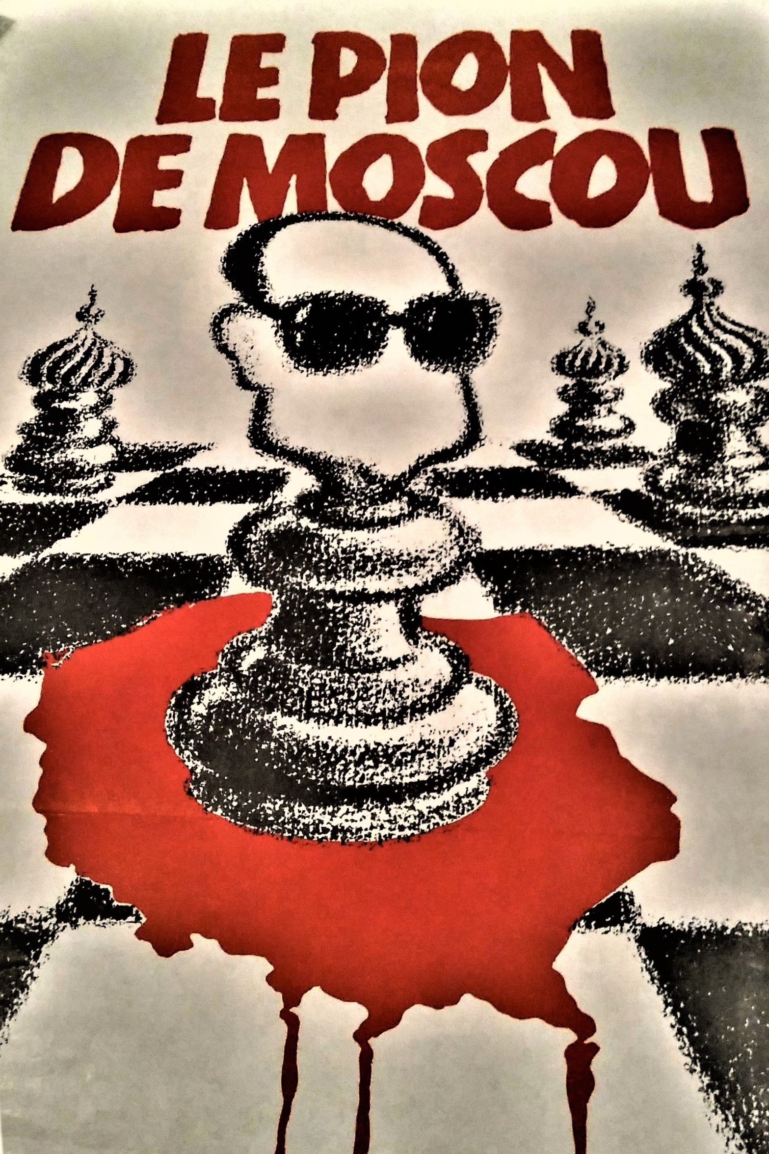 Le Pion De Moscou (A Pawn of Moscow) French poster depicts General Wojciech Jaruzelski, head of the authoritarian communist government of Poland, as a pawn on the chessboard. He is firmly placed on the bleeding map of the country. Jaruzelski whose face lacks a mouth, a feature which implies the absence of any free will, is accompanied by other pawns that resemble Kremlin's domes. In all likelihood, the poster was conceived during the martial law period which lasted from 13 December 1981 to 22 July 1983 and met with vehement protests in France.