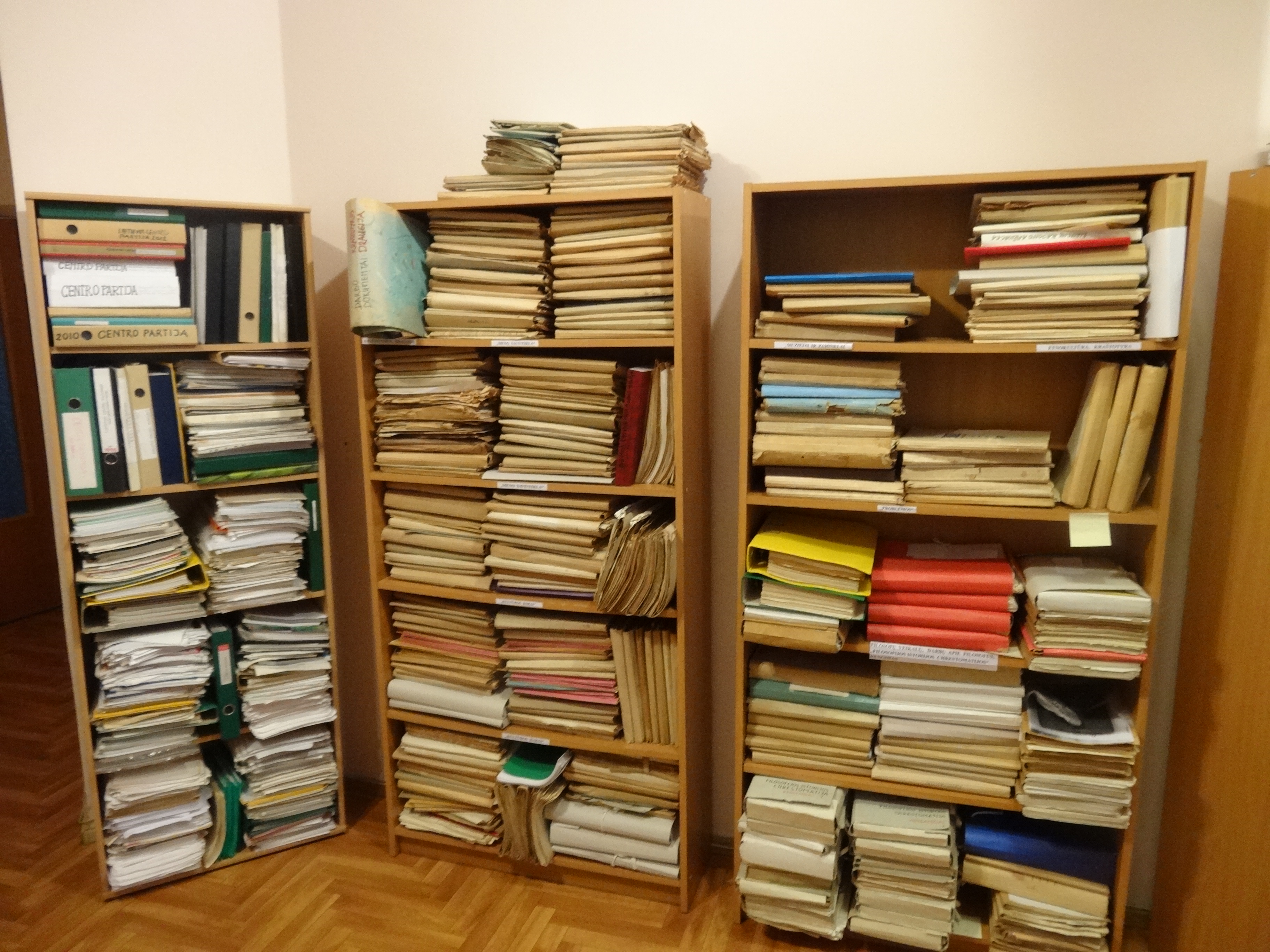 The collection of Romualdas Ozolas and Lithuanian Philosophers' Opposition