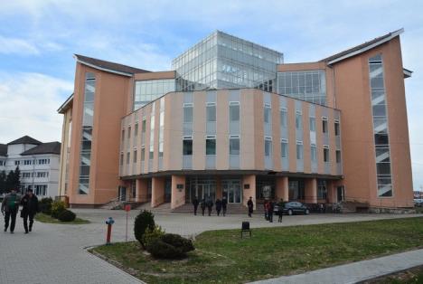 The headquarters of the Oradea University Library